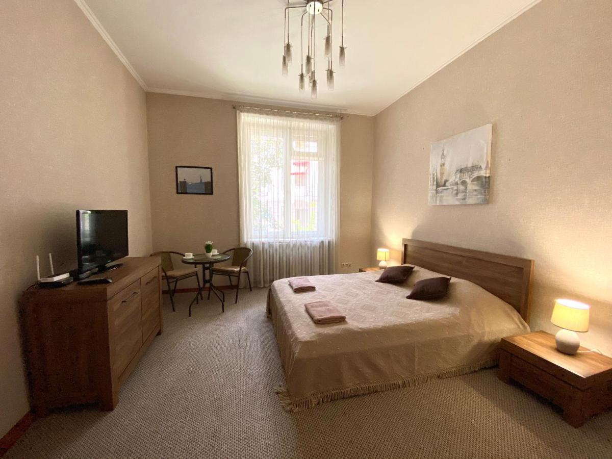 Family Apartment Lviv Ngoại thất bức ảnh