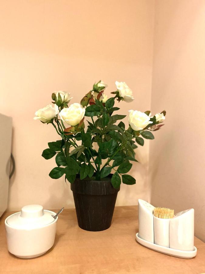 Family Apartment Lviv Ngoại thất bức ảnh